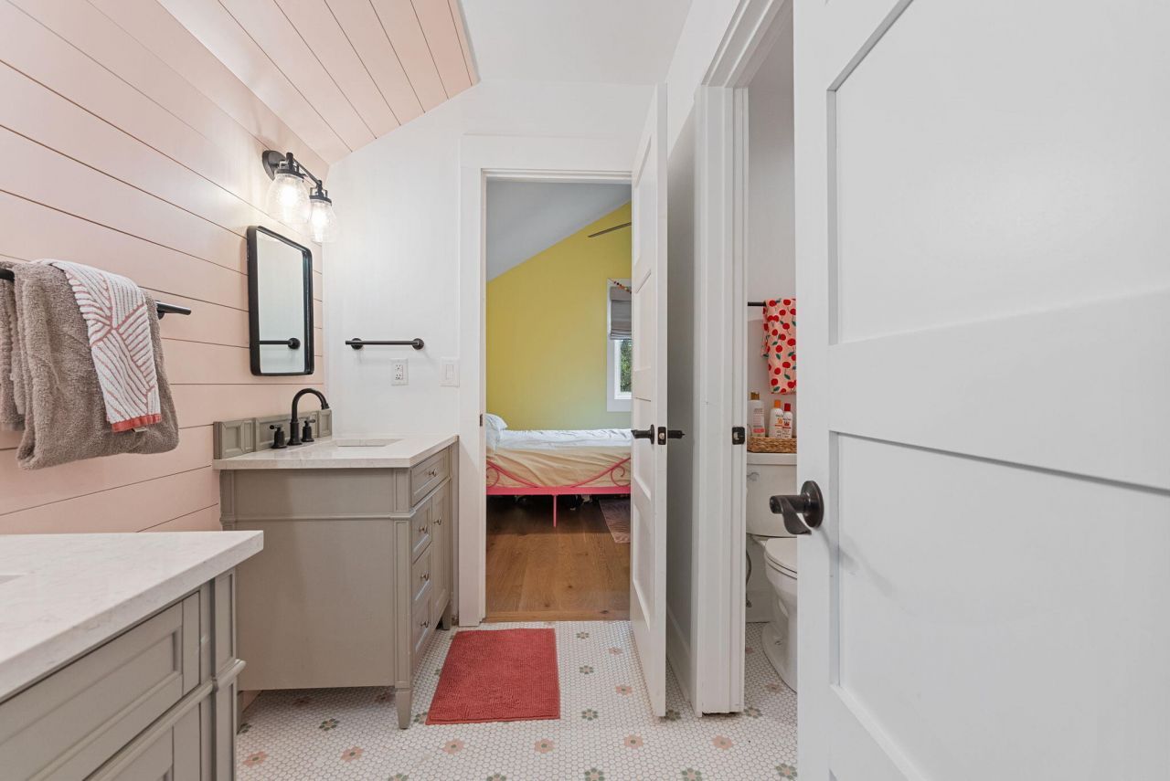 978 Law Lane Photo 39