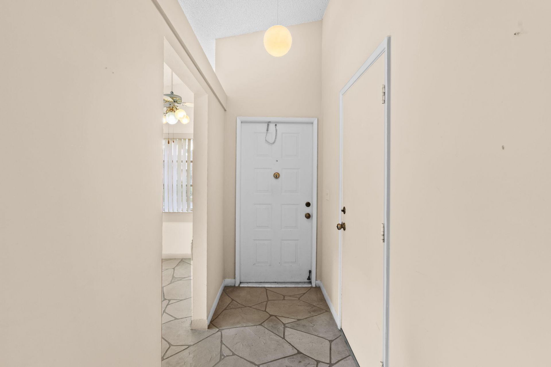 8101 Sweetbriar Way, Unit B, Boca Raton, FL 33496 Photo