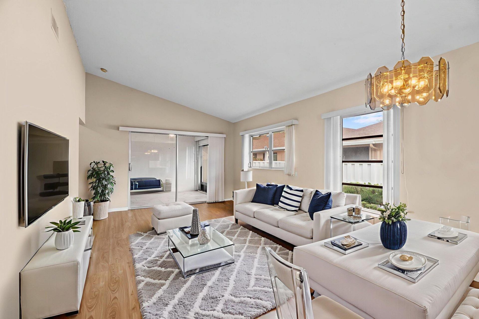 8101 Sweetbriar Way, Unit B, Boca Raton, FL 33496 Photo