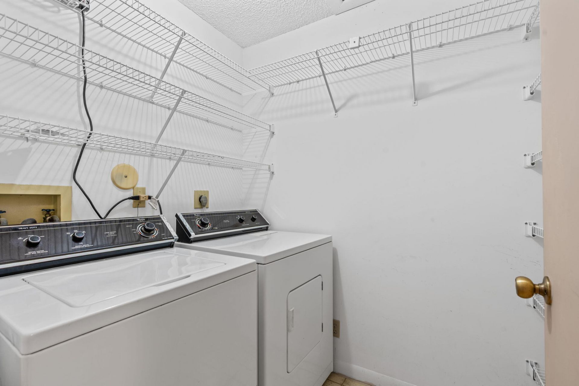 8101 Sweetbriar Way, Unit B, Boca Raton, FL 33496 Photo