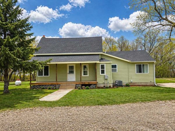47390 210th Street, Morris, MN 56267