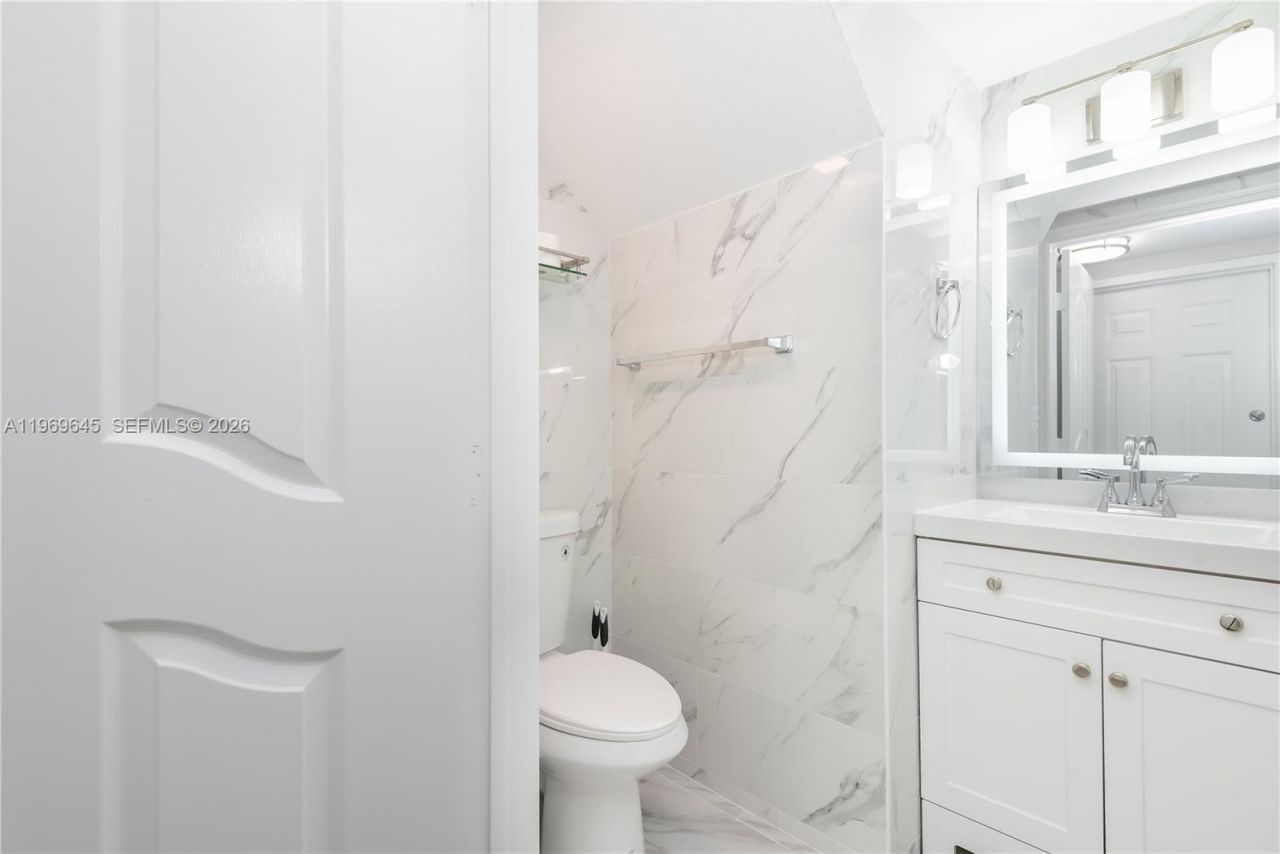 8902 NW 109th Ct, Unit 1203, Doral, FL 33178 Photo