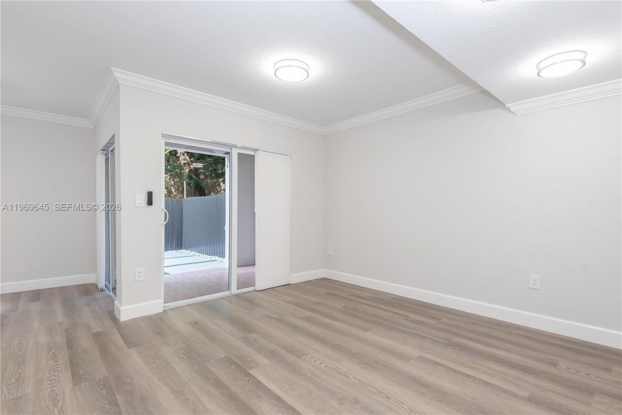 8902 NW 109th Ct, Unit 1203, Doral, FL 33178 Photo