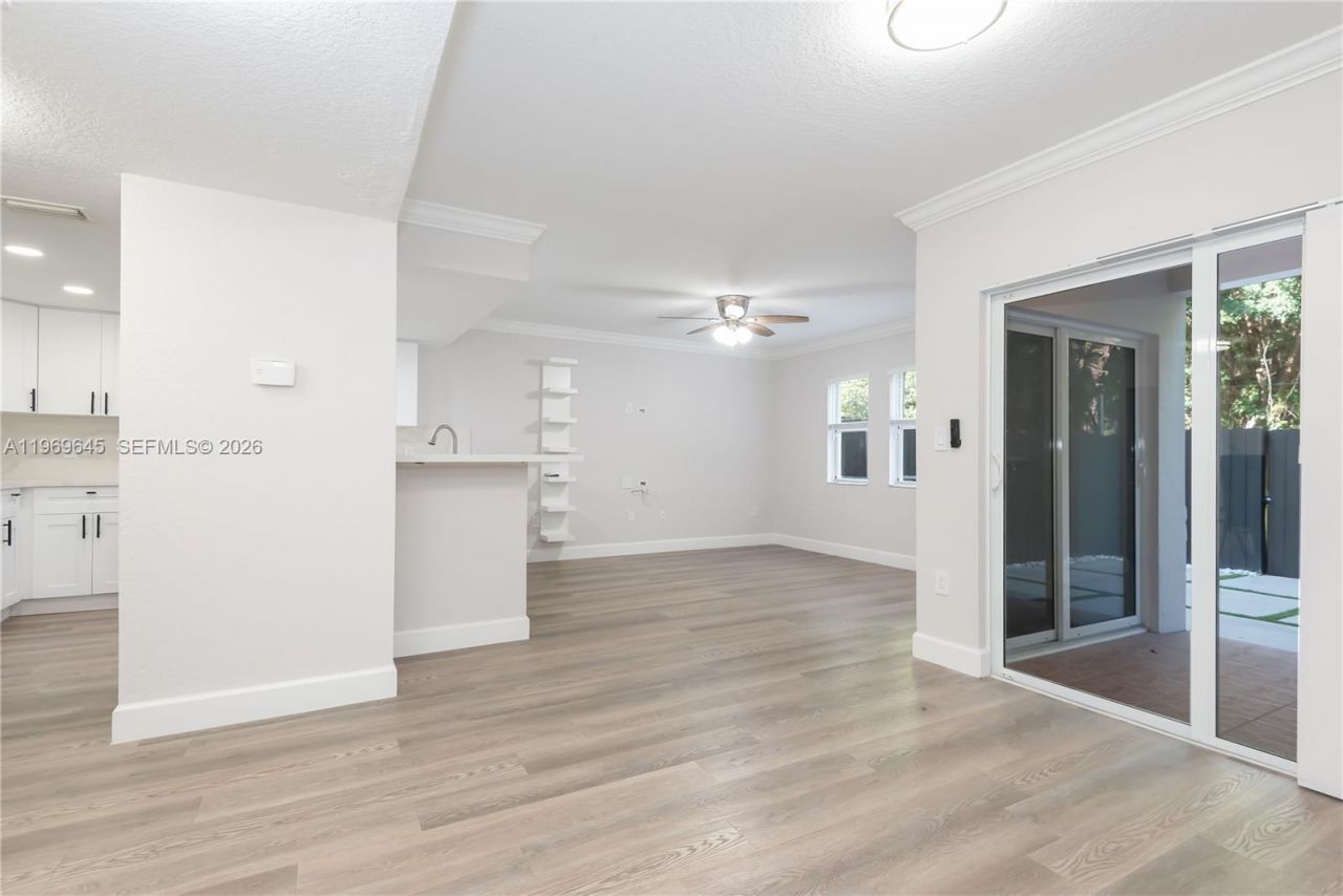 8902 NW 109th Ct, Unit 1203, Doral, FL 33178 Photo