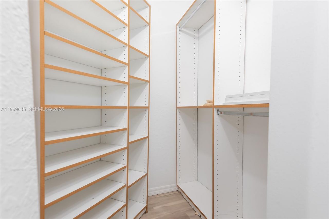 8902 NW 109th Ct, Unit 1203, Doral, FL 33178 Photo