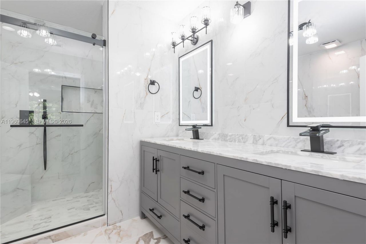 8902 NW 109th Ct, Unit 1203, Doral, FL 33178 Photo