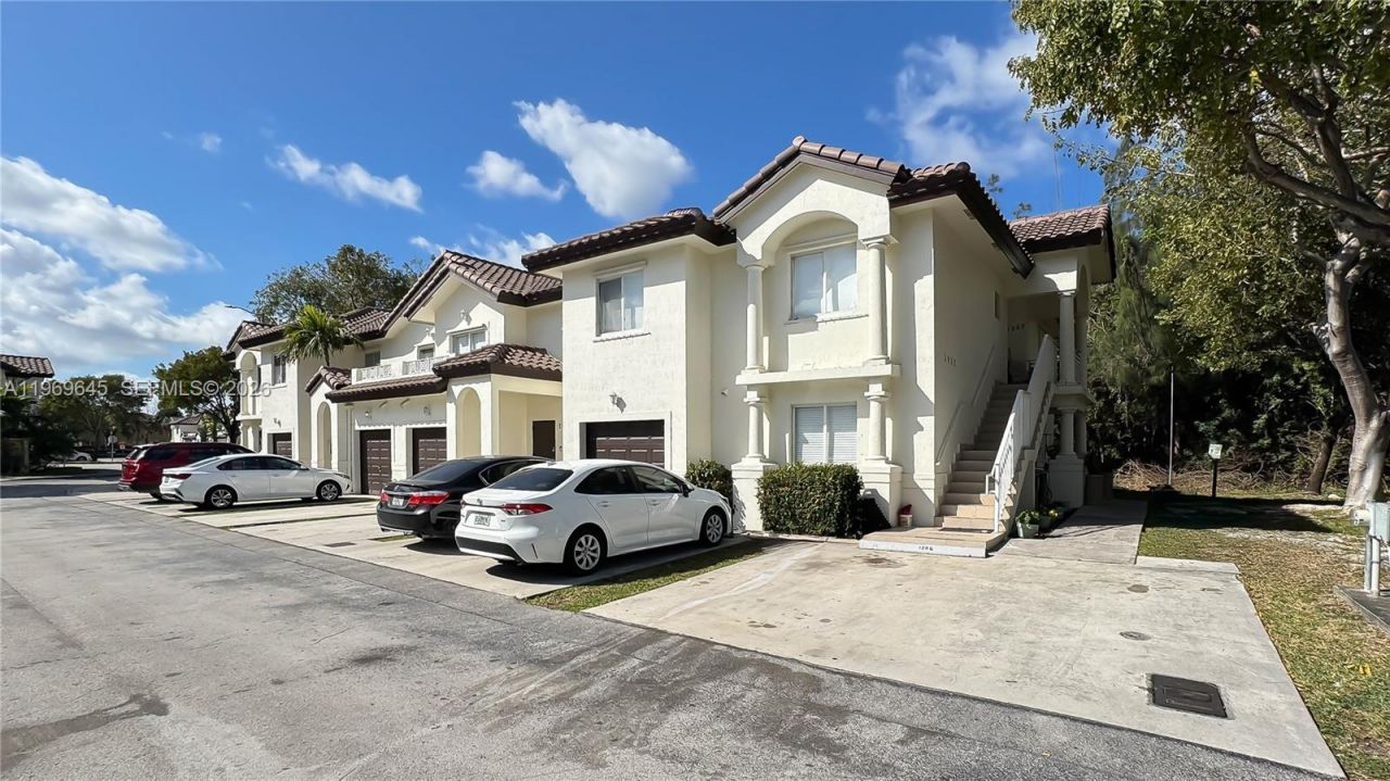 8902 NW 109th Ct, Unit 1203, Doral, FL 33178 Photo