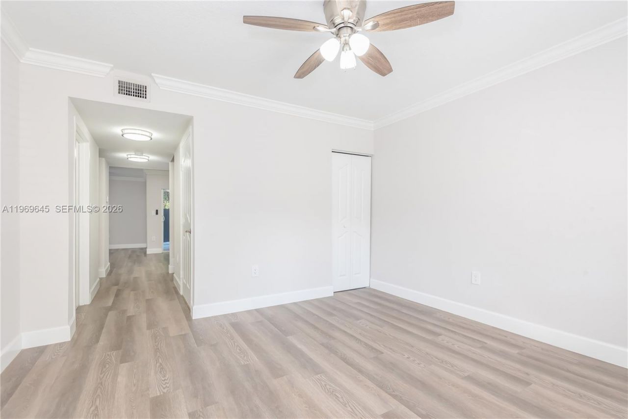 8902 NW 109th Ct, Unit 1203, Doral, FL 33178 Photo