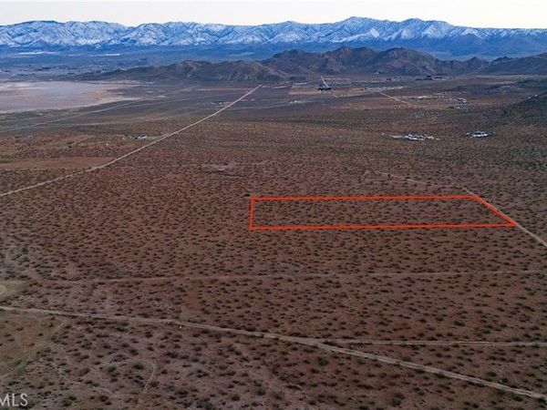 701 Venada (NEAR) Road, Lucerne Valley, CA 92356