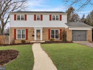 2121 BRESSLER DRIVE, READING, PA 19610