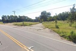 1304 Amicks Ferry Road photo 4