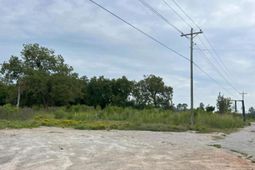 1304 Amicks Ferry Road photo 4