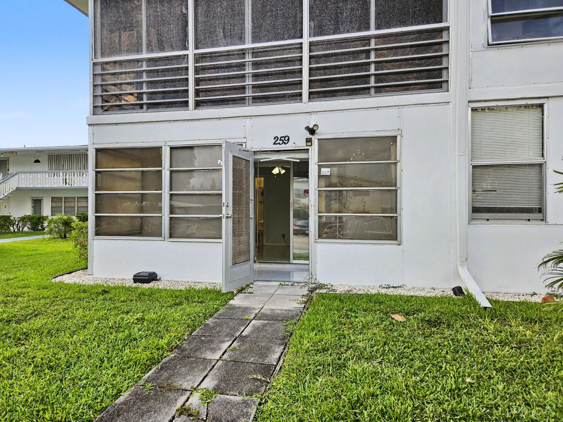 259 Windsor L, West Palm Beach, FL 33417 Photo