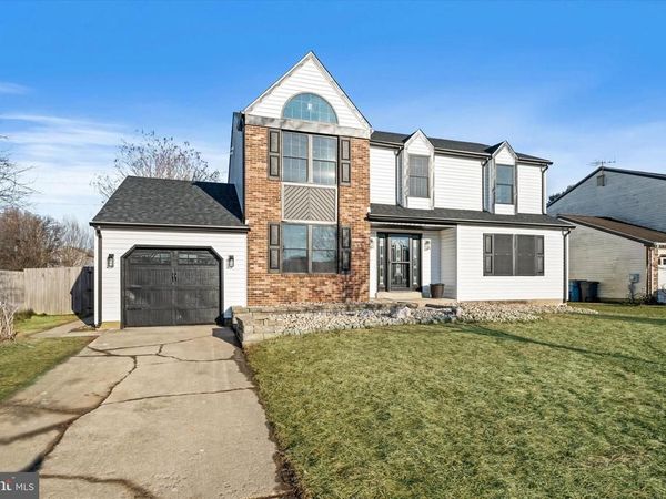 411 PHEASANT CIRCLE, BEAR, DE 19701