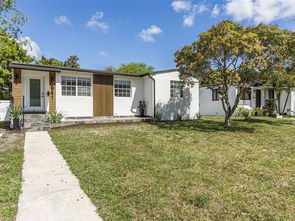 941 NE 154th St, North Miami Beach, FL 33162