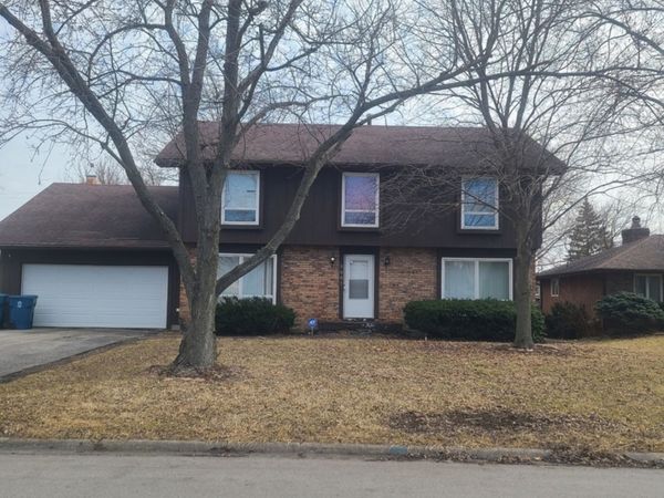3601 Edward Drive, Crete, IL 60417