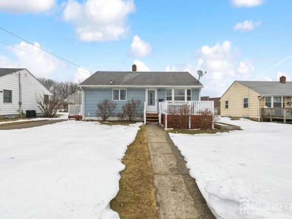 95 J F Kennedy Drive, Milltown, NJ 08850