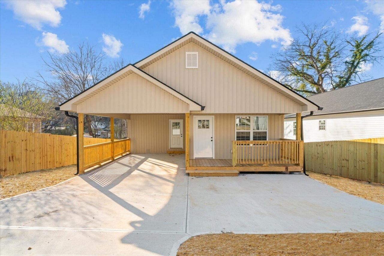 1800 Malone Drive, Dalton, GA 30720 Main Photo