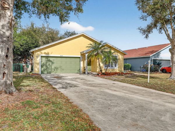 9042 SW Caprice Circle, Stuart, FL 34997