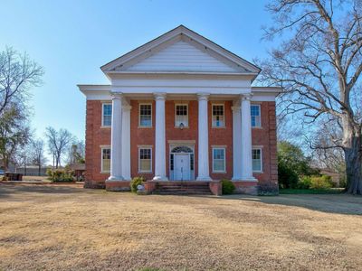 921 Jessica Avenue, Newberry, SC 29108