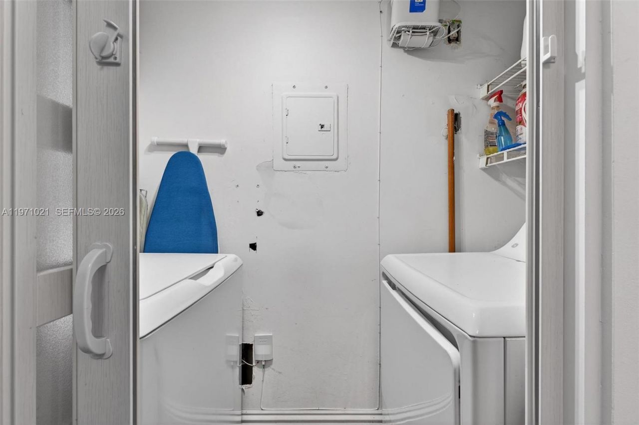 2133 Renaissance Blvd, Unit 203, Miramar, FL 33025 Photo