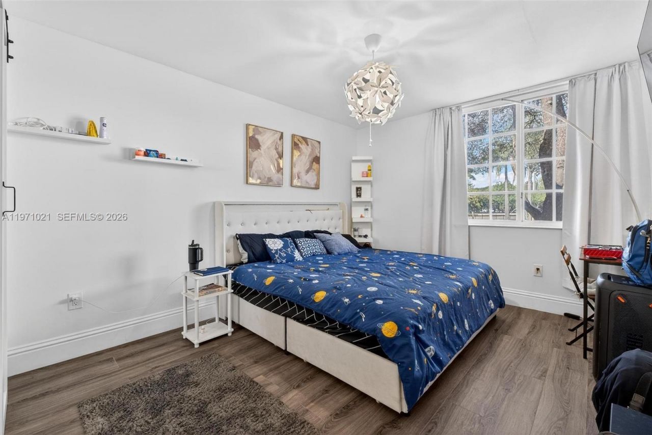 2133 Renaissance Blvd, Unit 203, Miramar, FL 33025 Photo