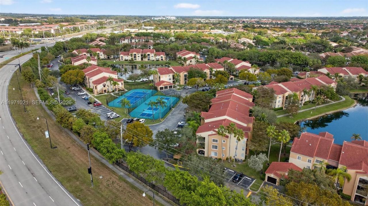2133 Renaissance Blvd, Unit 203, Miramar, FL 33025 Photo