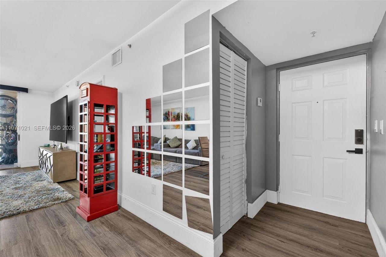 2133 Renaissance Blvd, Unit 203, Miramar, FL 33025 Photo