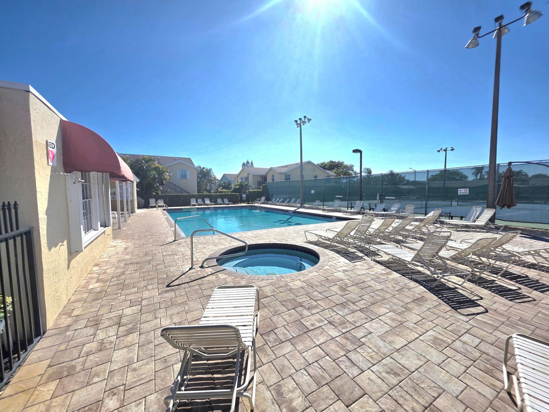 311 Waterside Drive, Unit 9c, Hypoluxo, FL 33462 Photo