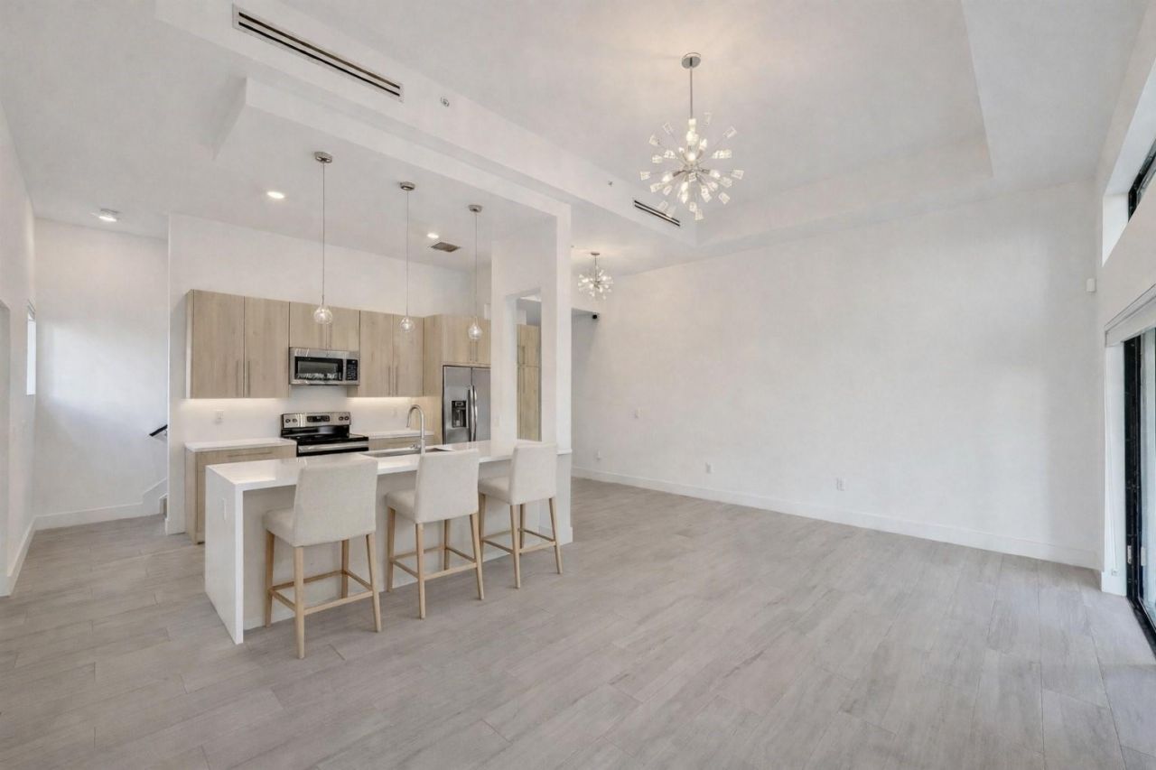 4369 NW 9th Street, Plantation, FL 33317 Photo