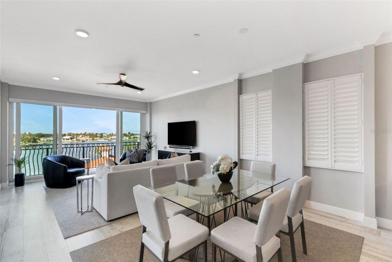 501 Tamiami Trail N, Unit 402, Venice, FL 34285 Photo