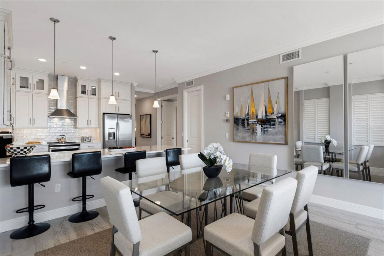 501 Tamiami Trail N, Unit 402, Venice, FL 34285 Photo