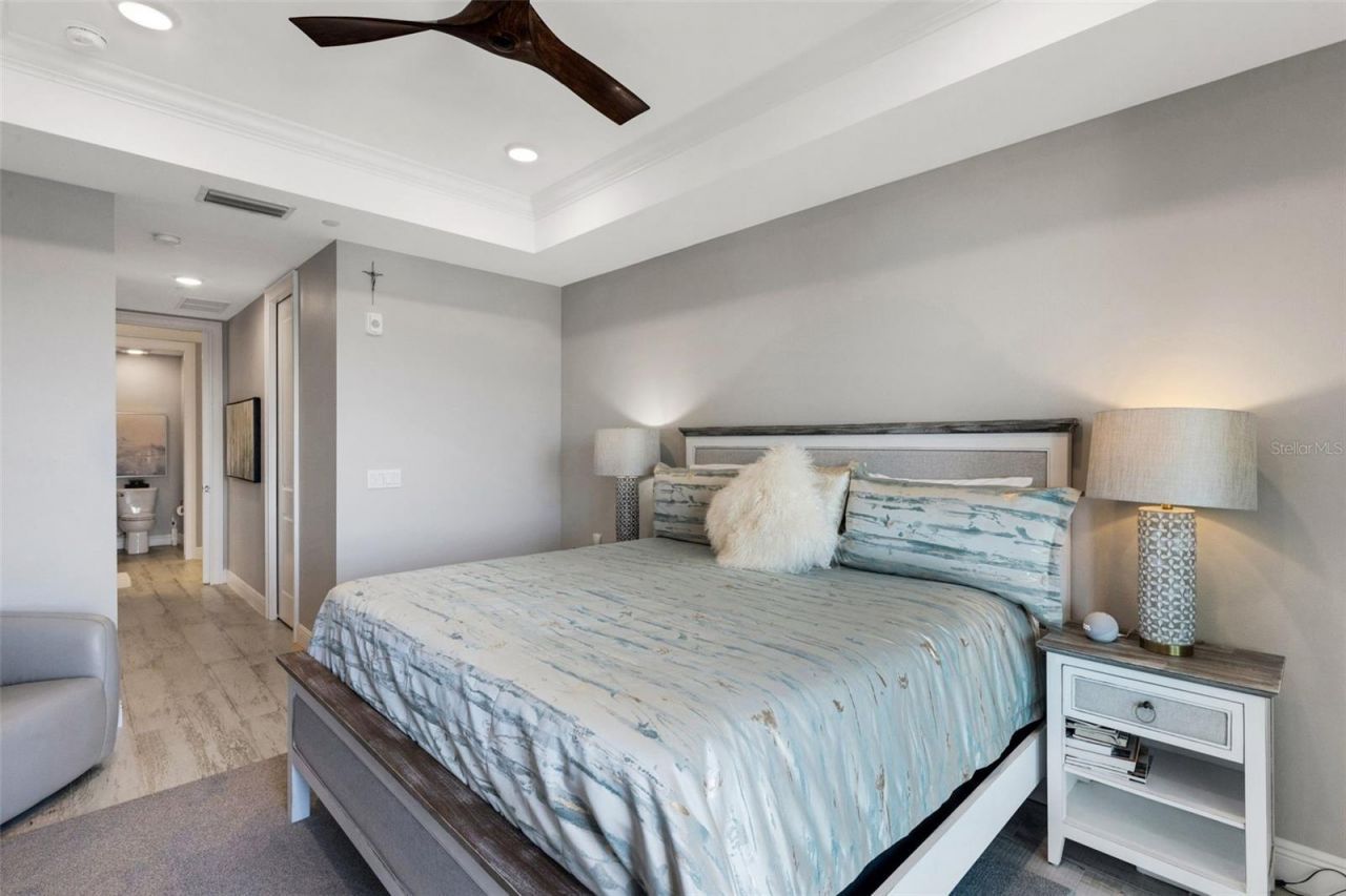 501 Tamiami Trail N, Unit 402, Venice, FL 34285 Photo