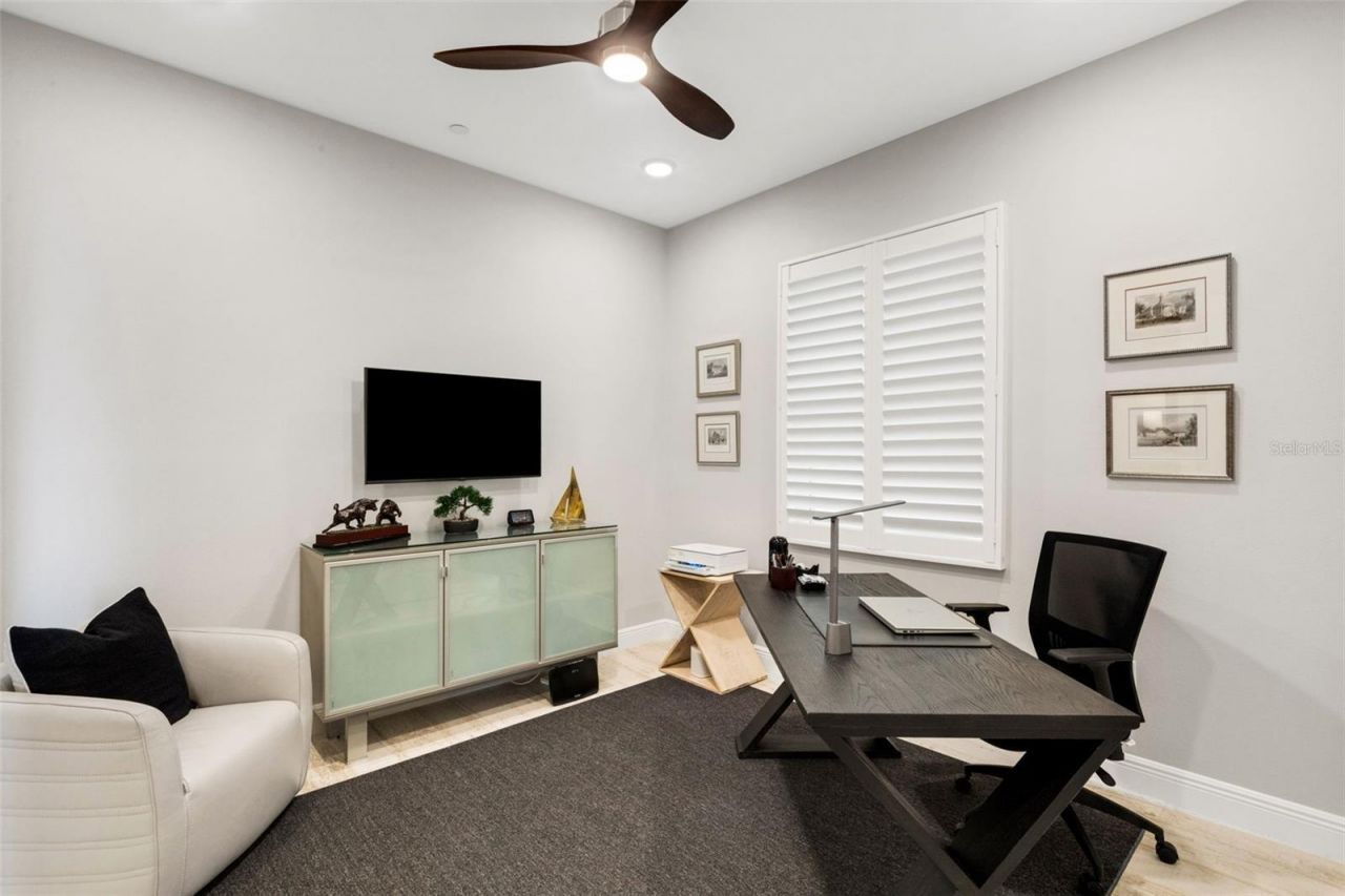 501 Tamiami Trail N, Unit 402, Venice, FL 34285 Photo