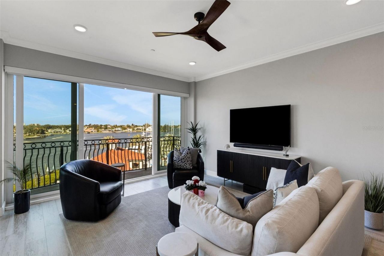 501 Tamiami Trail N, Unit 402, Venice, FL 34285 Photo