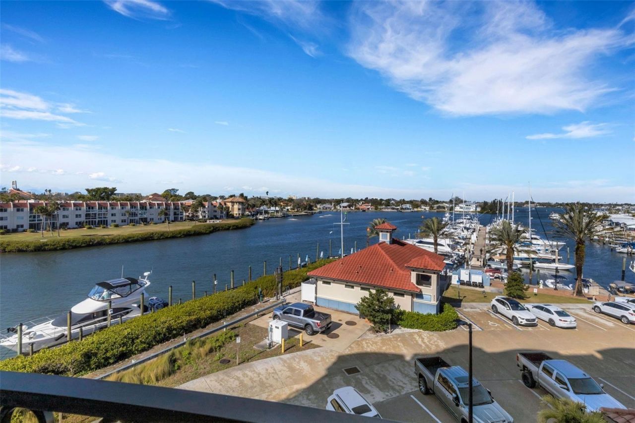 501 Tamiami Trail N, Unit 402, Venice, FL 34285 Photo