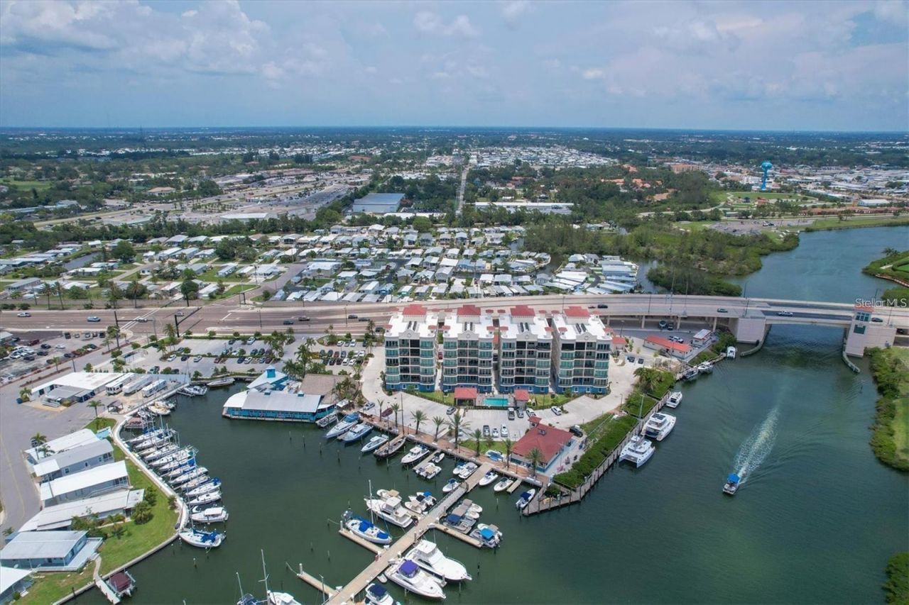 501 Tamiami Trail N, Unit 402, Venice, FL 34285 Photo