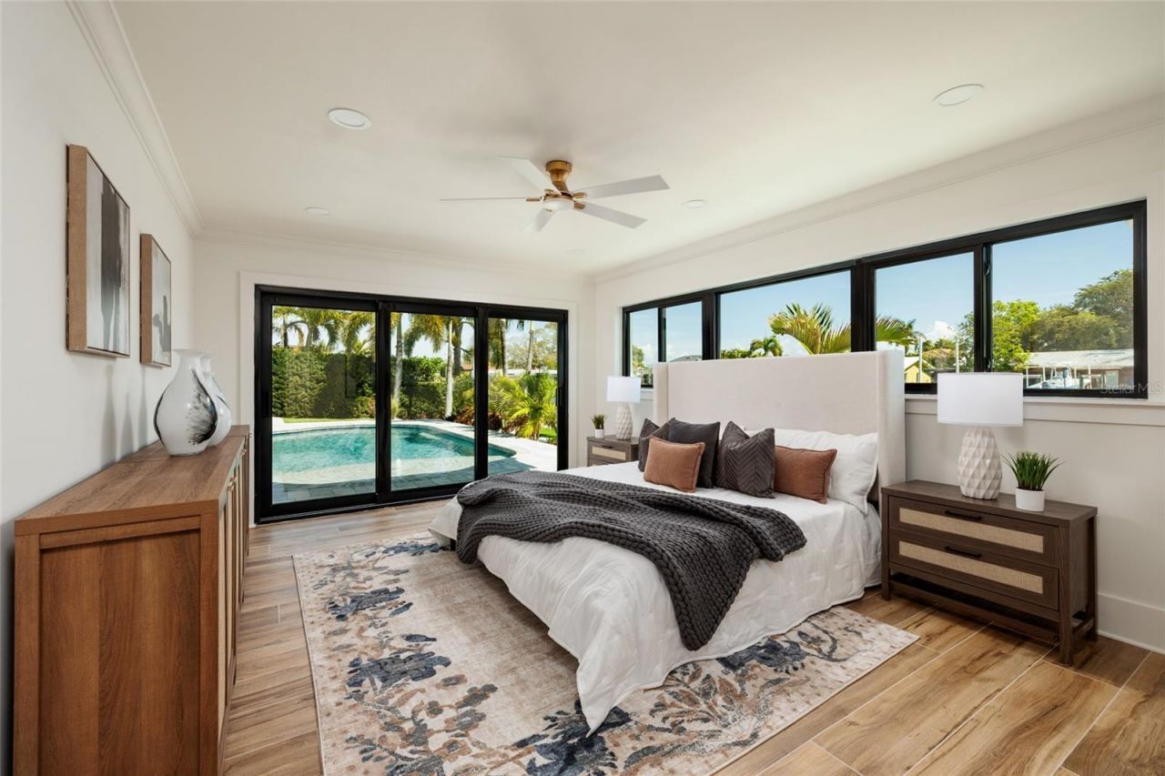 2032 Kansas Avenue Ne, Saint Petersburg, FL 33703 Photo