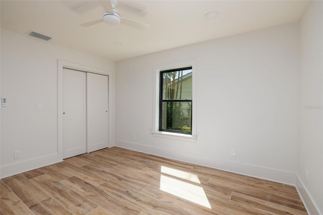 2032 Kansas Avenue Ne, Saint Petersburg, FL 33703 Photo