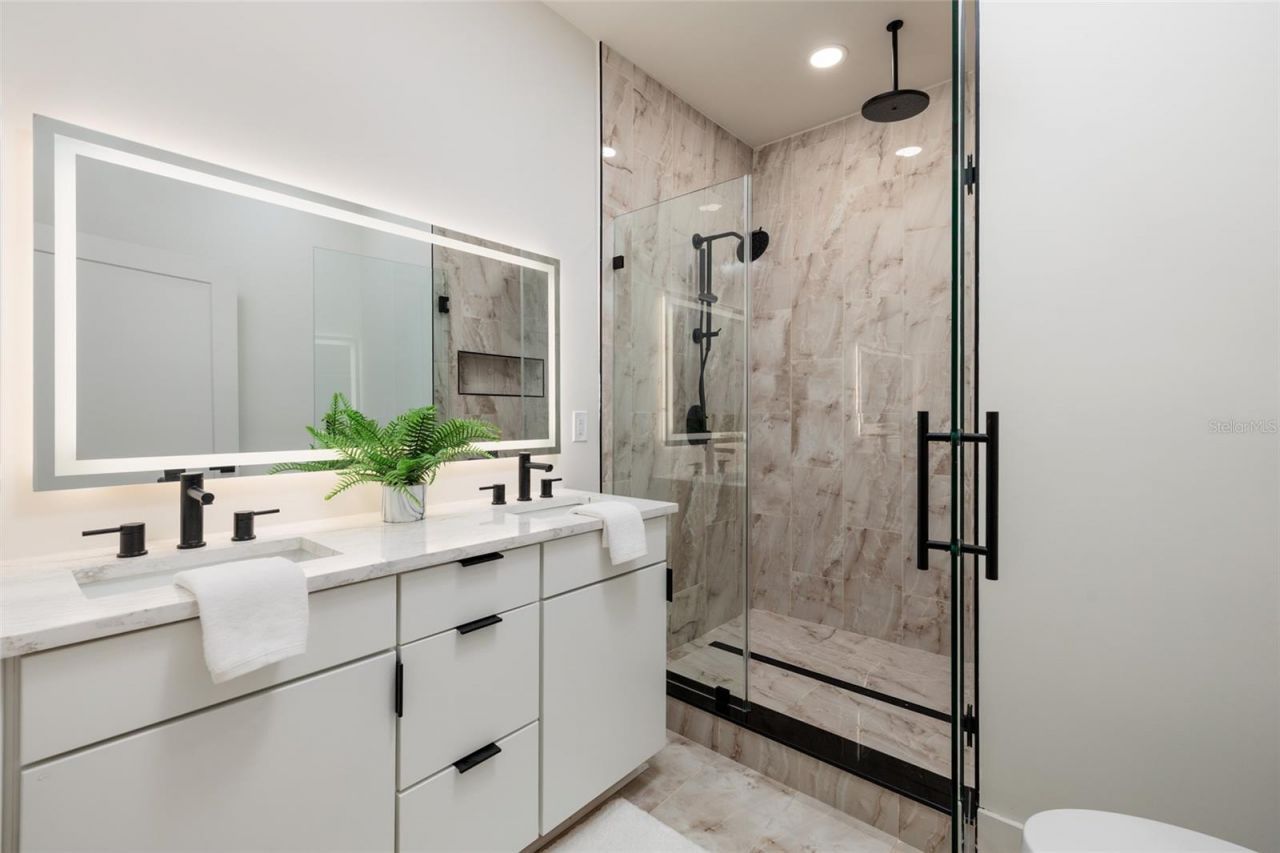 2032 Kansas Avenue Ne, Saint Petersburg, FL 33703 Photo