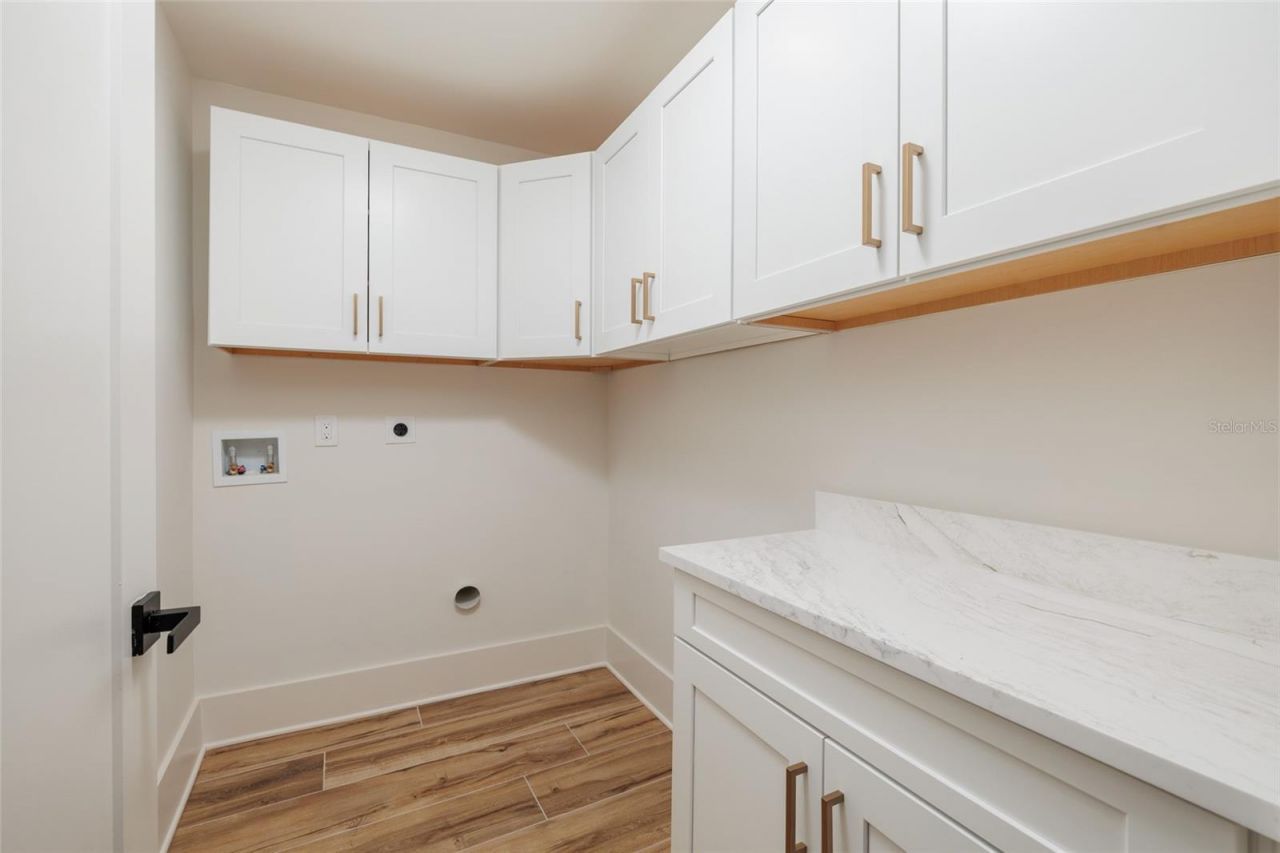 2032 Kansas Avenue Ne, Saint Petersburg, FL 33703 Photo