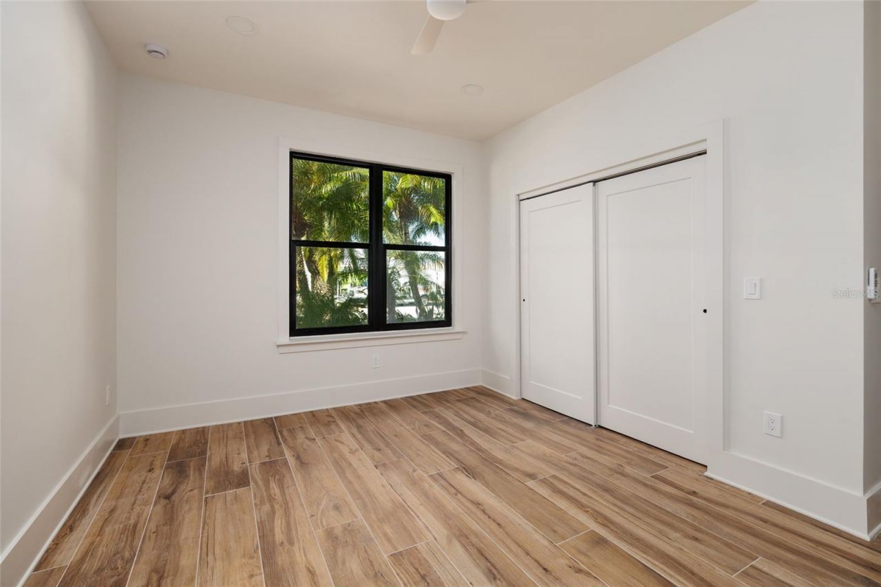 2032 Kansas Avenue Ne, Saint Petersburg, FL 33703 Photo