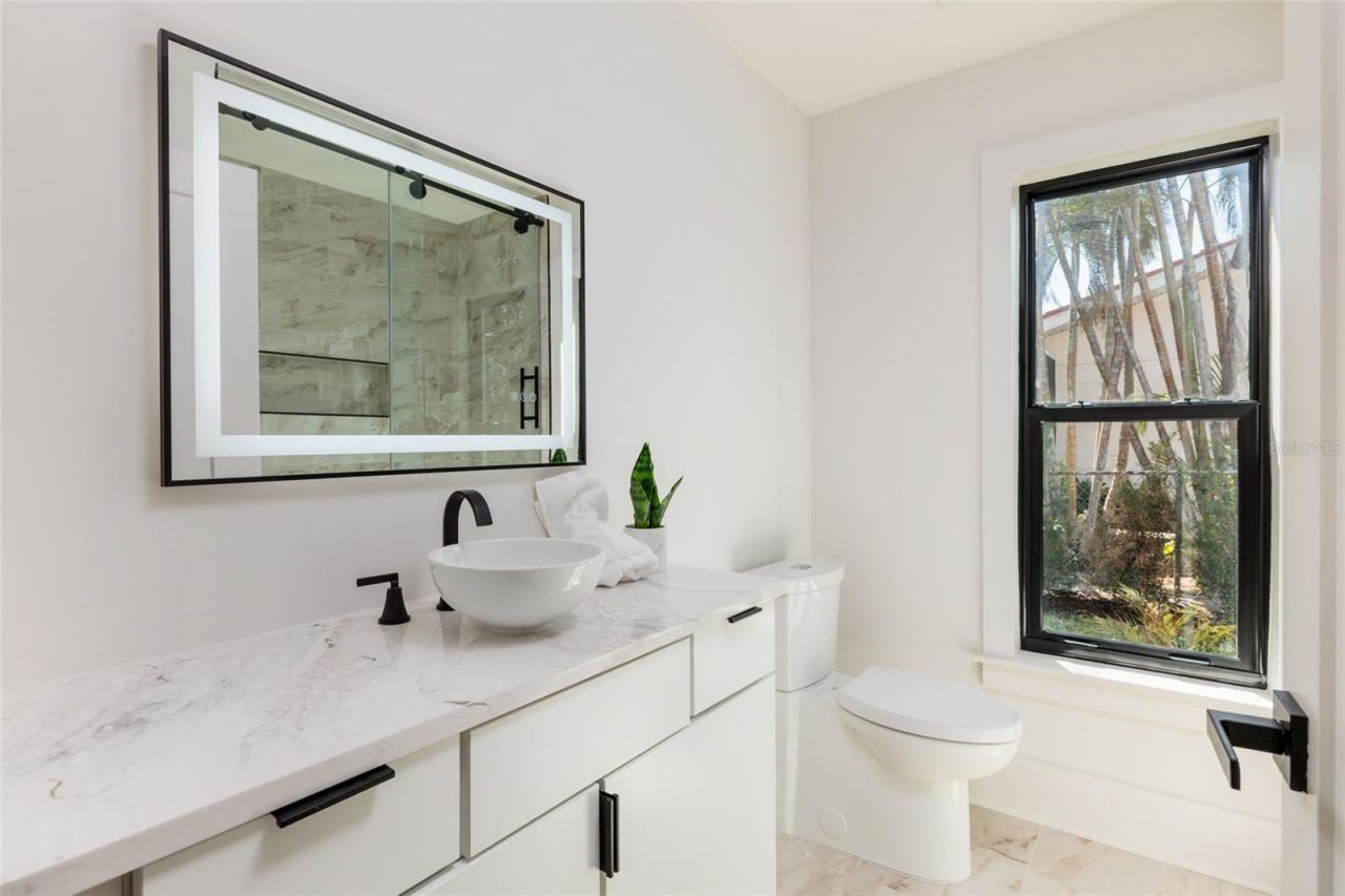 2032 Kansas Avenue Ne, Saint Petersburg, FL 33703 Photo