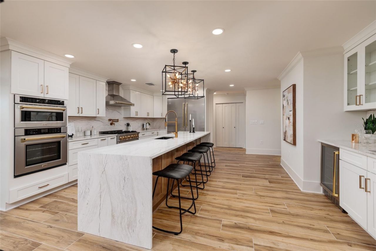 2032 Kansas Avenue Ne, Saint Petersburg, FL 33703 Photo