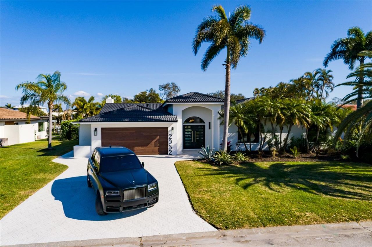 2032 Kansas Avenue Ne, Saint Petersburg, FL 33703 Photo