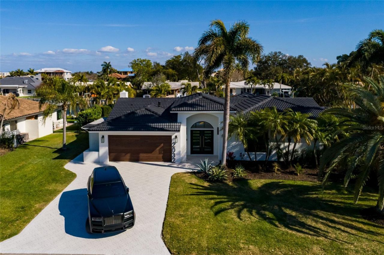 2032 Kansas Avenue Ne, Saint Petersburg, FL 33703 Photo