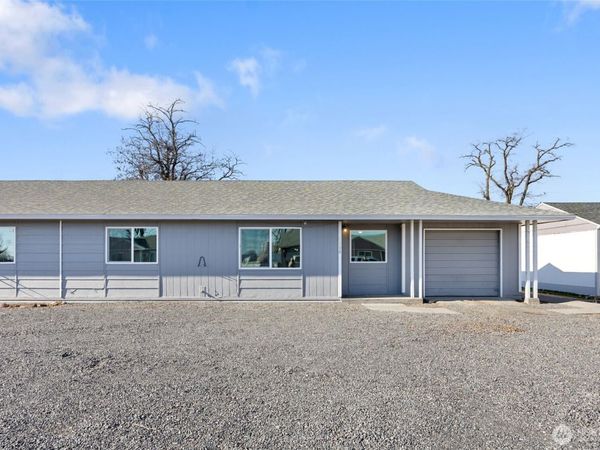 1316 Pershing Road , Moses Lake, WA 98837