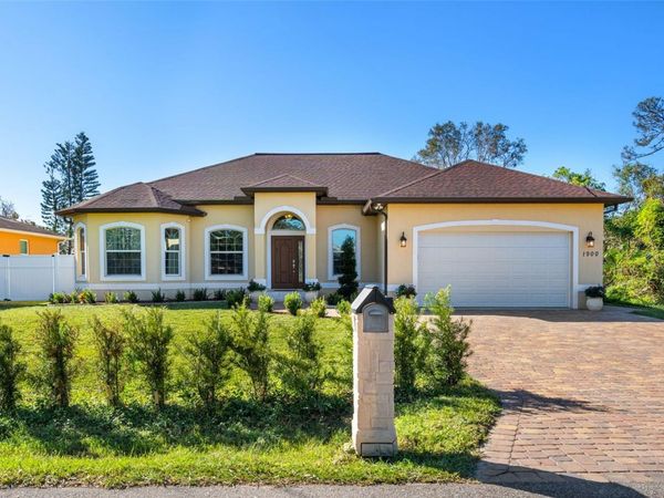 1900 COLLEEN STREET, SARASOTA, FL 34231
