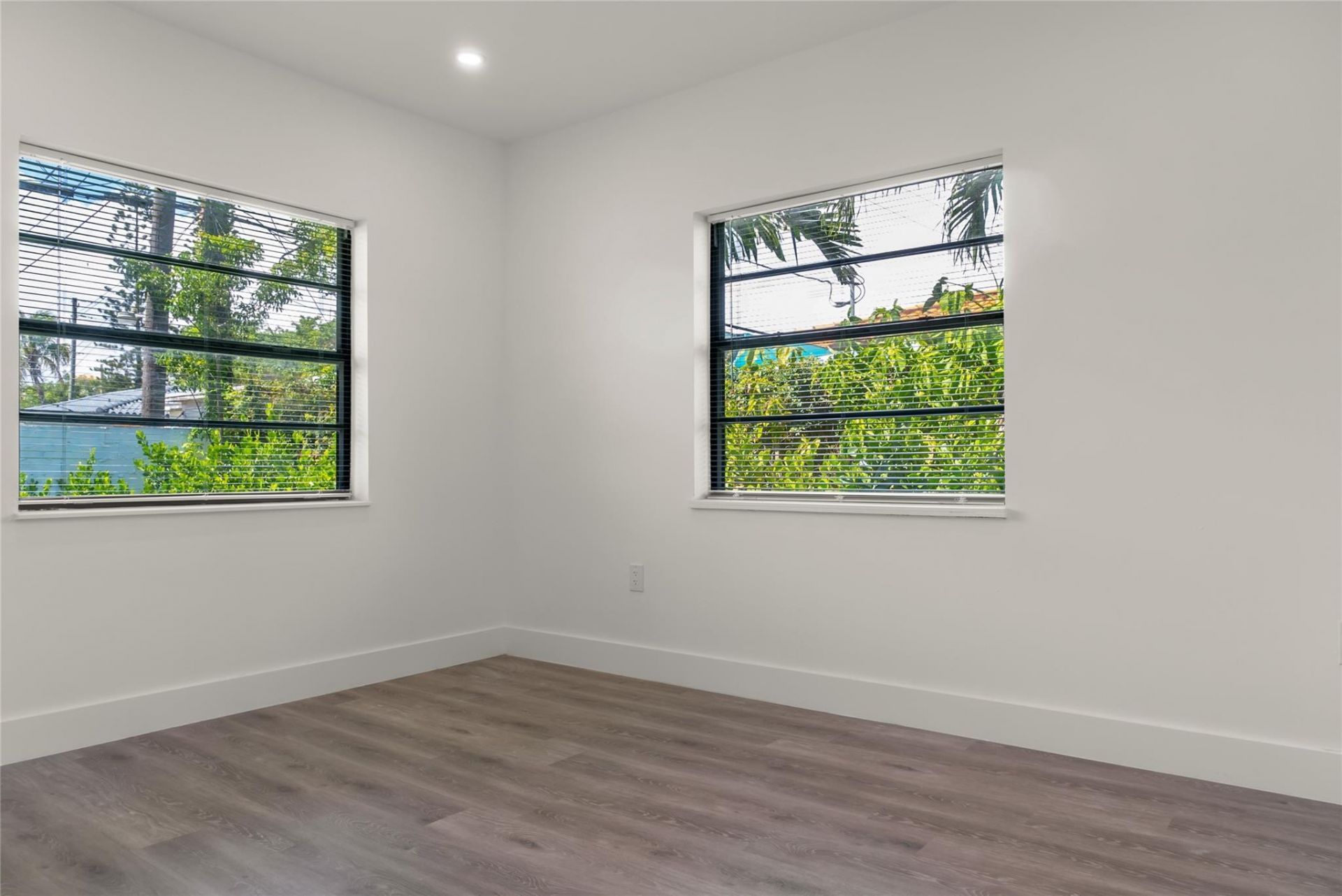 2724 SW 34th Court, Unit B, Miami, FL 33133 Photo