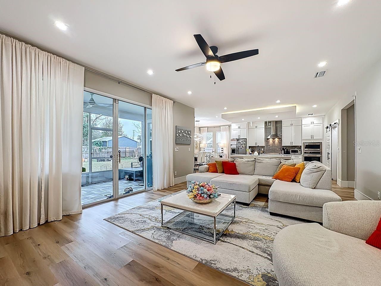 2720 S Shine Avenue, Orlando, FL 32806 Photo